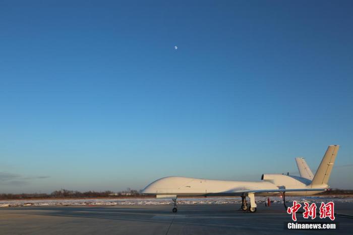 kaiyun：中国WJ-700无人机首飞成功具备空对面精确打击作战能力(图1)