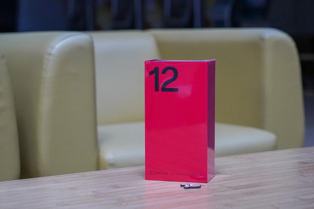 kaiyun网站：一加12全面测评：从性能到拍照宝妈最爱！(图24)