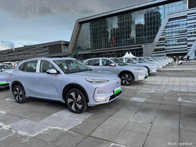 1098万起吉利银河E5上市纯电SUV拼价格拼品质能成为爆款吗？(图7)