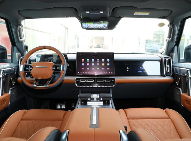 军车风范千匹马力“车圈霸王”猛士917详解购车指南请收好(图5)