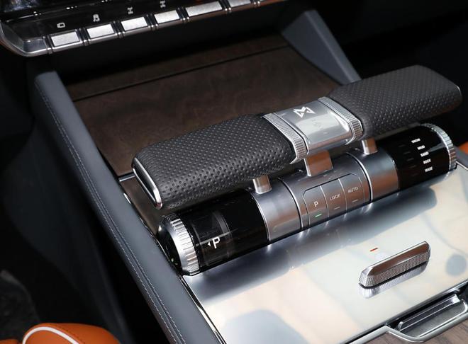 军车风范千匹马力“车圈霸王”猛士917详解购车指南请收好(图6)