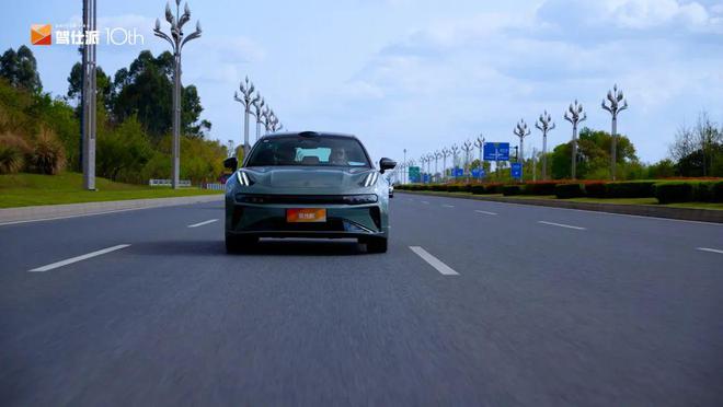 kaiyun入口：实测2024款极氪001：高速能耗和性能水准一样高｜极速焦虑(图2)