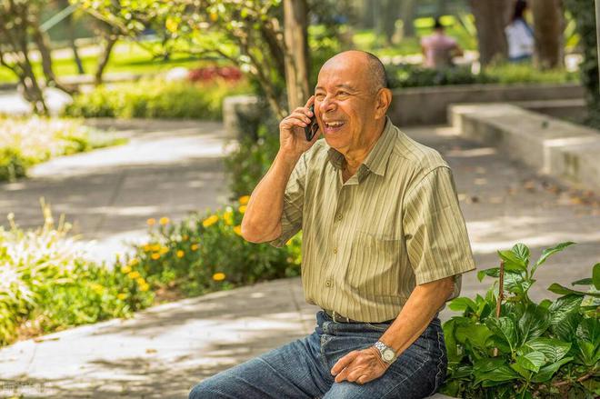 70岁的老人要做好准备明年起或将面临2大现实问题(图2)