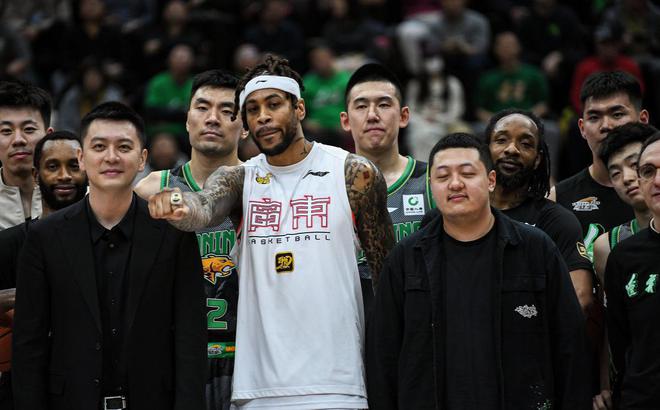 kaiyun入口：CBA今日两场对决！郭艾伦复出杜锋追7连胜福建主场阻击四川(图7)