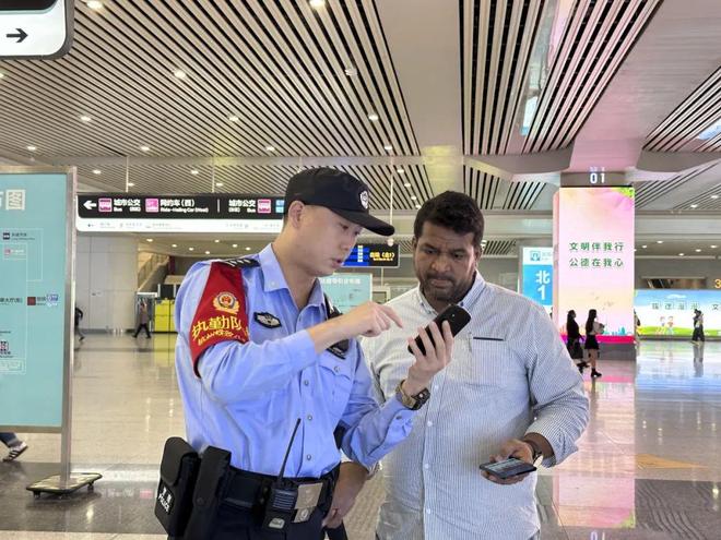 【一线传真】三向发力！杭州东站派出所“减负计划”全面铺开(图1)