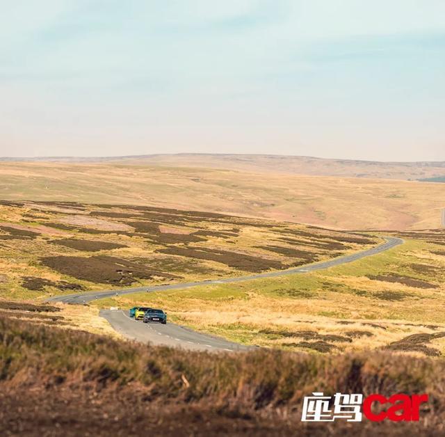 kaiyun网站：梦幻V12三兽对决（下）CARREVIEWS(图3)